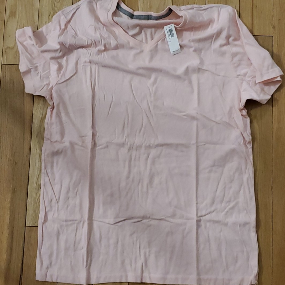 Old Navy pink v-neck tee